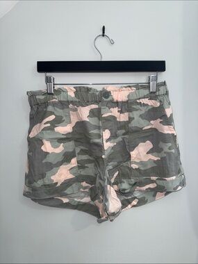 American Eagle Outfitters Pink & Green Camo Athletic Shorts
